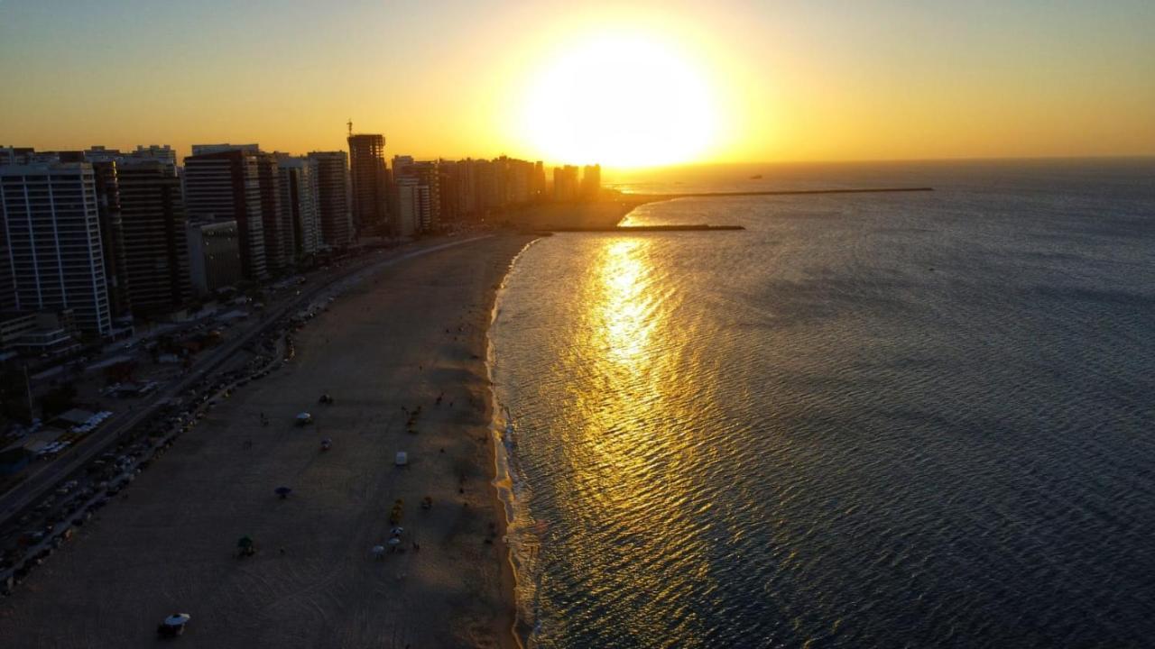 Beira Mar Meireles A Um Passo Do Mar Fortaleza  Buitenkant foto